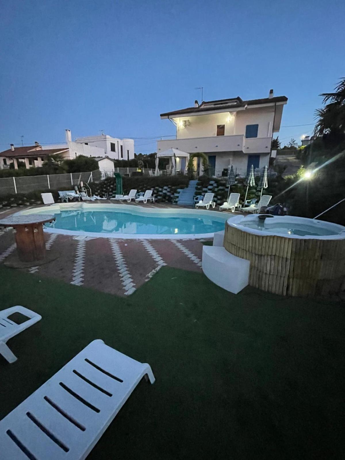 B&B Villa Alma San Costanzo Exterior foto